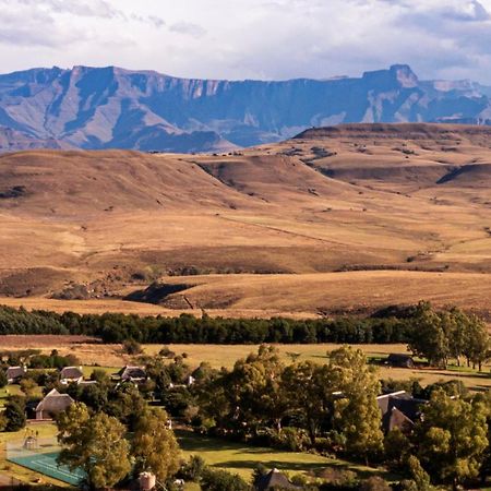 Montusi Mountain Lodge Bonjaneni ภายนอก รูปภาพ