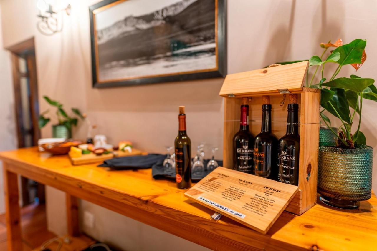 Montusi Mountain Lodge Bonjaneni ภายนอก รูปภาพ